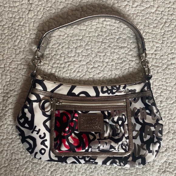 Coach Poppy Baguette Bag - Picture 1 of 9